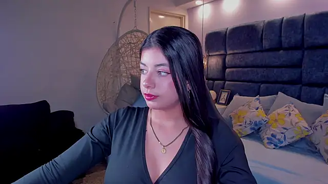 coraltaylor online show from March 23, 8:08 pm