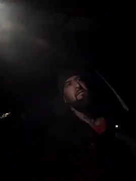 Beardedtattood online show from December 19, 8:17 am