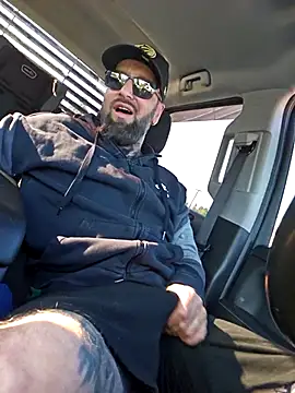 Beardedtattood online show from September 21, 1:16 pm