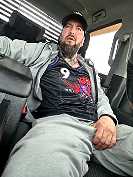 Beardedtattood online show from April 7, 1:46 pm