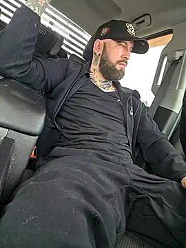 Beardedtattood online show from February 9, 1:20 pm