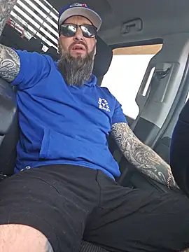 Beardedtattood online show from July 6, 12:01 pm