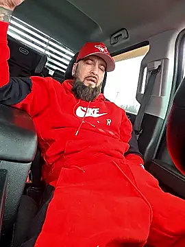 Beardedtattood online show from January 7, 2:33 pm