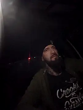 Beardedtattood online show from December 16, 5:22 am