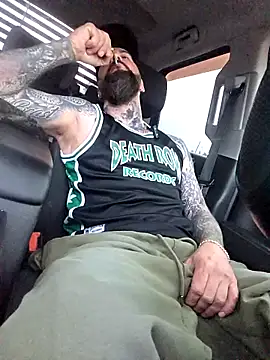 Beardedtattood online show from April 18, 10:50 am