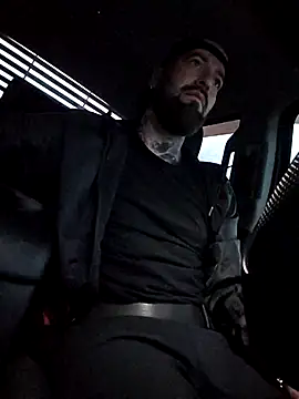 Beardedtattood online show from October 18, 11:34 am