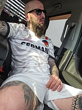 Beardedtattood online show from July 3, 11:06 am