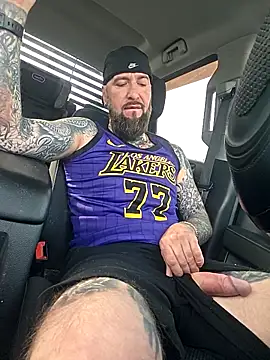 Beardedtattood online show from March 29, 1:35 pm