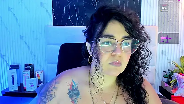 Reginavegaa online show from October 27, 11:33 am