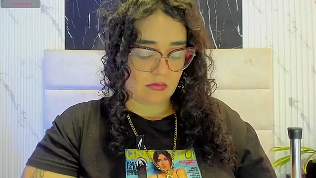Reginavegaa online show from May 29, 11:38 am