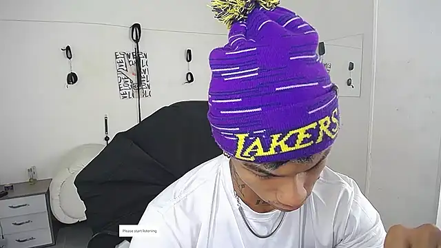 Leonard Price online show from February 11, 2:06 pm