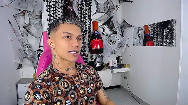 Leonard Price online show from November 7, 5:23 am