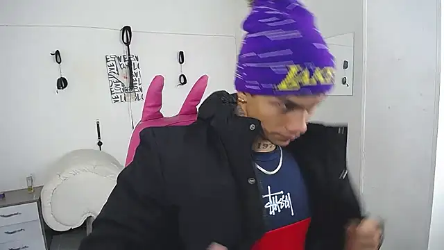 Leonard Price online show from February 13, 2:28 pm