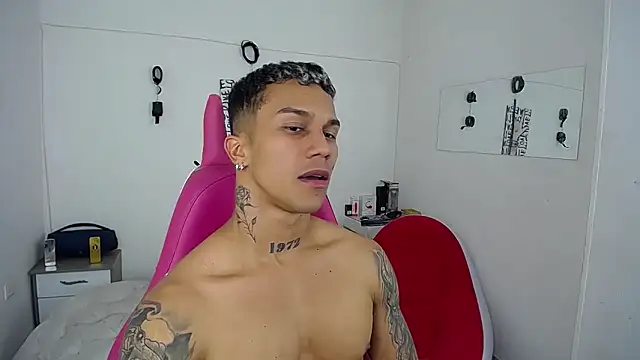 Leonard Price online show from November 13, 2:26 am