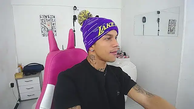 Leonard Price online show from January 11, 1:29 pm