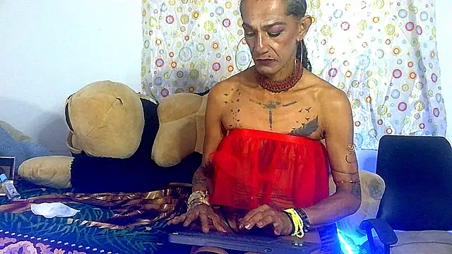 Lobaveterana sex online show from February 8, 4:32 am