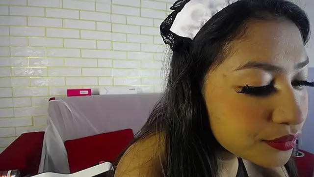 ricura mily online show from November 13, 4:05 am