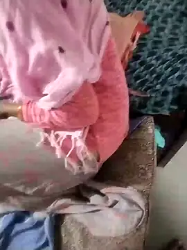 Snapshot of savixxx chatting on December 14, 2:33 am savixxx online show from December 14, 2:33 am