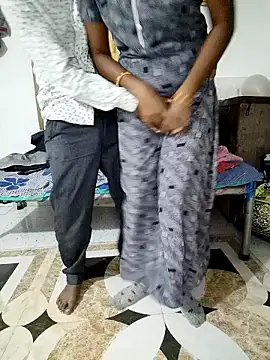 Snapshot of savixxx chatting on December 10, 8:30 am savixxx online show from December 10, 8:30 am