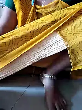 Snapshot of savixxx chatting on December 2, 6:05 am savixxx online show from December 2, 6:05 am