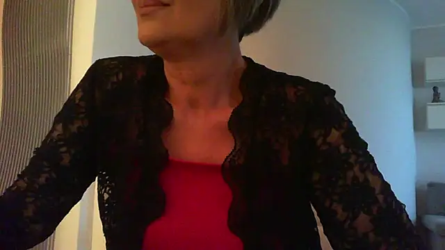 Snapshot of __Angel78__ chatting on November 16, 2:11 pm Angel78 online show from November 16, 2:11 pm