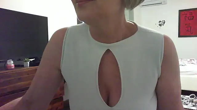 Snapshot of __Angel78__ chatting on June 26, 1:50 pm Angel78 online show from June 26, 1:50 pm