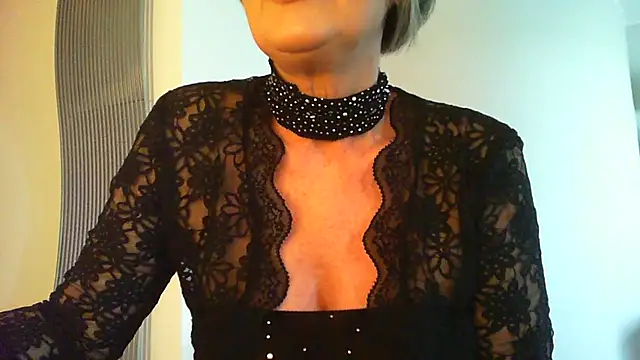 Snapshot of __Angel78__ chatting on November 3, 1:04 pm Angel78 online show from November 3, 1:04 pm