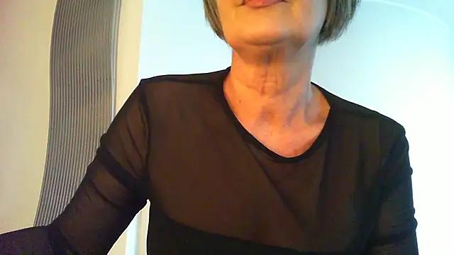 Snapshot of __Angel78__ chatting on December 3, 1:10 pm Angel78 online show from December 3, 1:10 pm