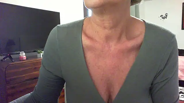 Snapshot of __Angel78__ chatting on May 6, 11:47 am Angel78 online show from May 6, 11:47 am