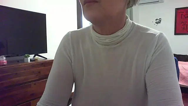 Snapshot of __Angel78__ chatting on May 28, 12:22 pm Angel78 online show from May 28, 12:22 pm
