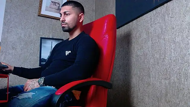 NigelBoydXXX online show from December 27, 9:32 pm