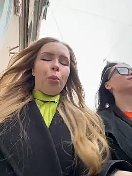 mur girl online show from October 28, 12:59 pm