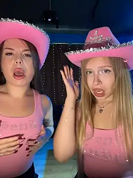 mur girl online show from August 8, 11:28 am