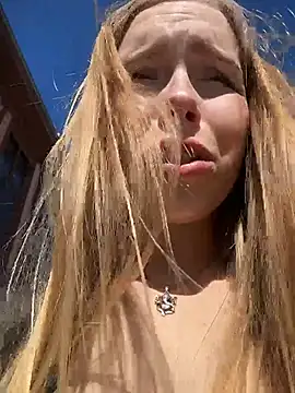 mur girl online show from July 16, 12:35 pm
