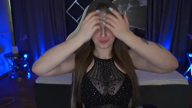 GentleAdellee online show from April 12, 6:16 am