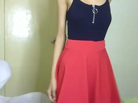 MAAYRA 09 online show from April 11, 9:07 pm