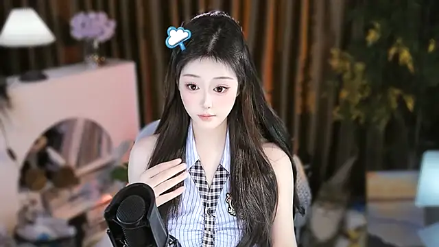 Arwyn-rr online show from November 12, 10:41 am