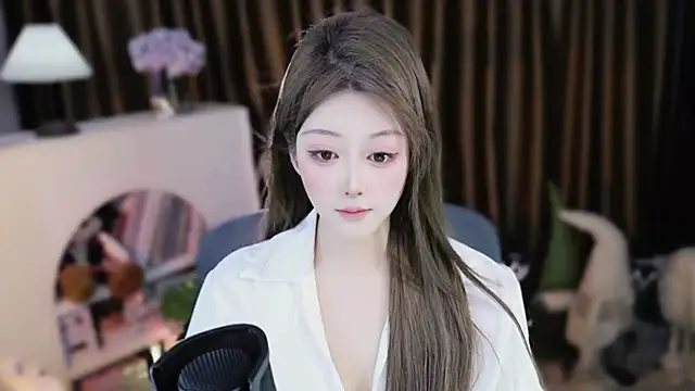 Arwyn-rr online show from March 17, 1:03 pm