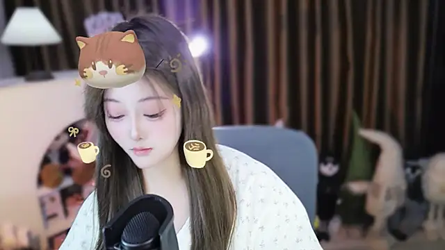 Arwyn-rr online show from March 18, 1:57 pm