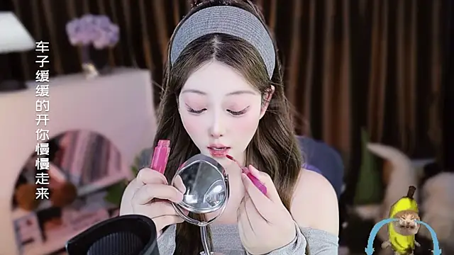 Arwyn-rr online show from April 3, 12:11 pm