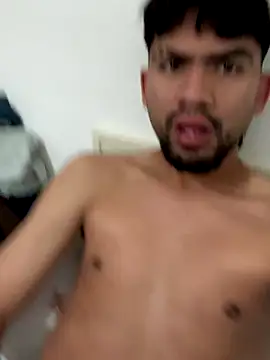 Snapshot of Elcangri-15 chatting on November 25, 8:03 am Elcangri-15 online show from November 25, 8:03 am