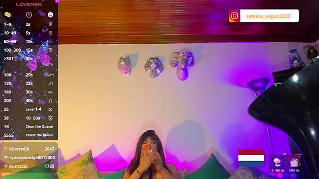 Snapshot of samara_veguz222 chatting on June 9, 7:59 pm samara veguz222 online show from June 9, 7:59 pm