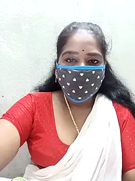 Snapshot of MaaliiiPonuTamil chatting on October 11, 12:55 am MaaliiiPonuTamil online show from October 11, 12:55 am