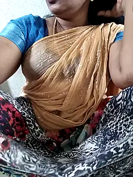 Snapshot of MaaliiiPonuTamil chatting on September 13, 4:45 am MaaliiiPonuTamil online show from September 13, 4:45 am