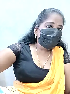 Snapshot of MaaliiiPonuTamil chatting on October 17, 1:09 am MaaliiiPonuTamil online show from October 17, 1:09 am