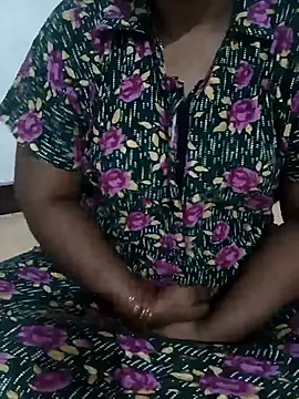 Snapshot of MaaliiiPonuTamil chatting on March 2, 1:04 am MaaliiiPonuTamil online show from March 2, 1:04 am