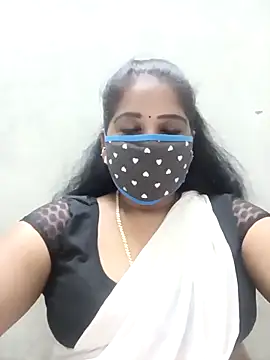 Snapshot of MaaliiiPonuTamil chatting on October 3, 1:23 pm MaaliiiPonuTamil online show from October 3, 1:23 pm