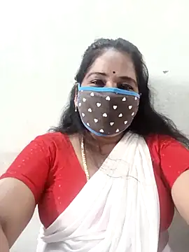 Snapshot of MaaliiiPonuTamil chatting on September 28, 12:23 pm MaaliiiPonuTamil online show from September 28, 12:23 pm