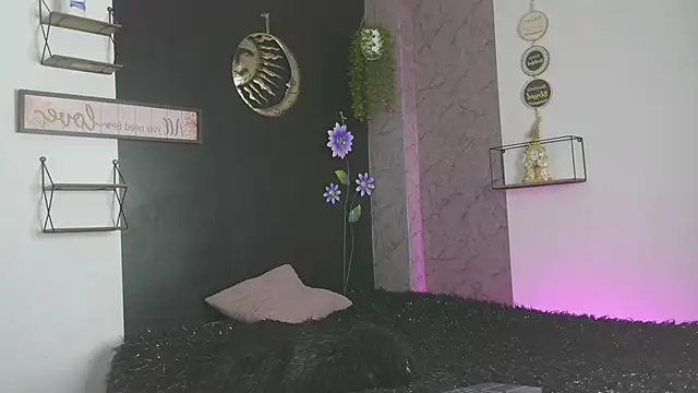 Kadybrown online show from September 20, 2:11 pm