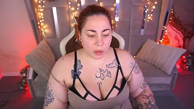 Kittywakee online show from February 13, 10:43 pm